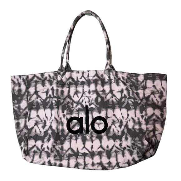 Alo Yoga Large Tote Bag Womens One Size Gray Tie Dye Logo Beach Gym Shopping - Picture 11 of 12